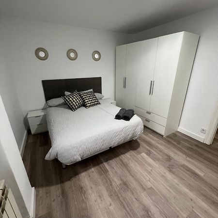 Apartamento En Zaragoza Junto A La Estacion Delicias Apartman Kültér fotó