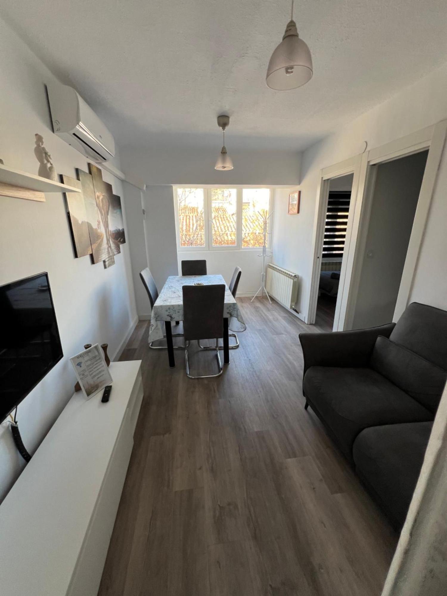 Apartamento En Zaragoza Junto A La Estacion Delicias Apartman Kültér fotó