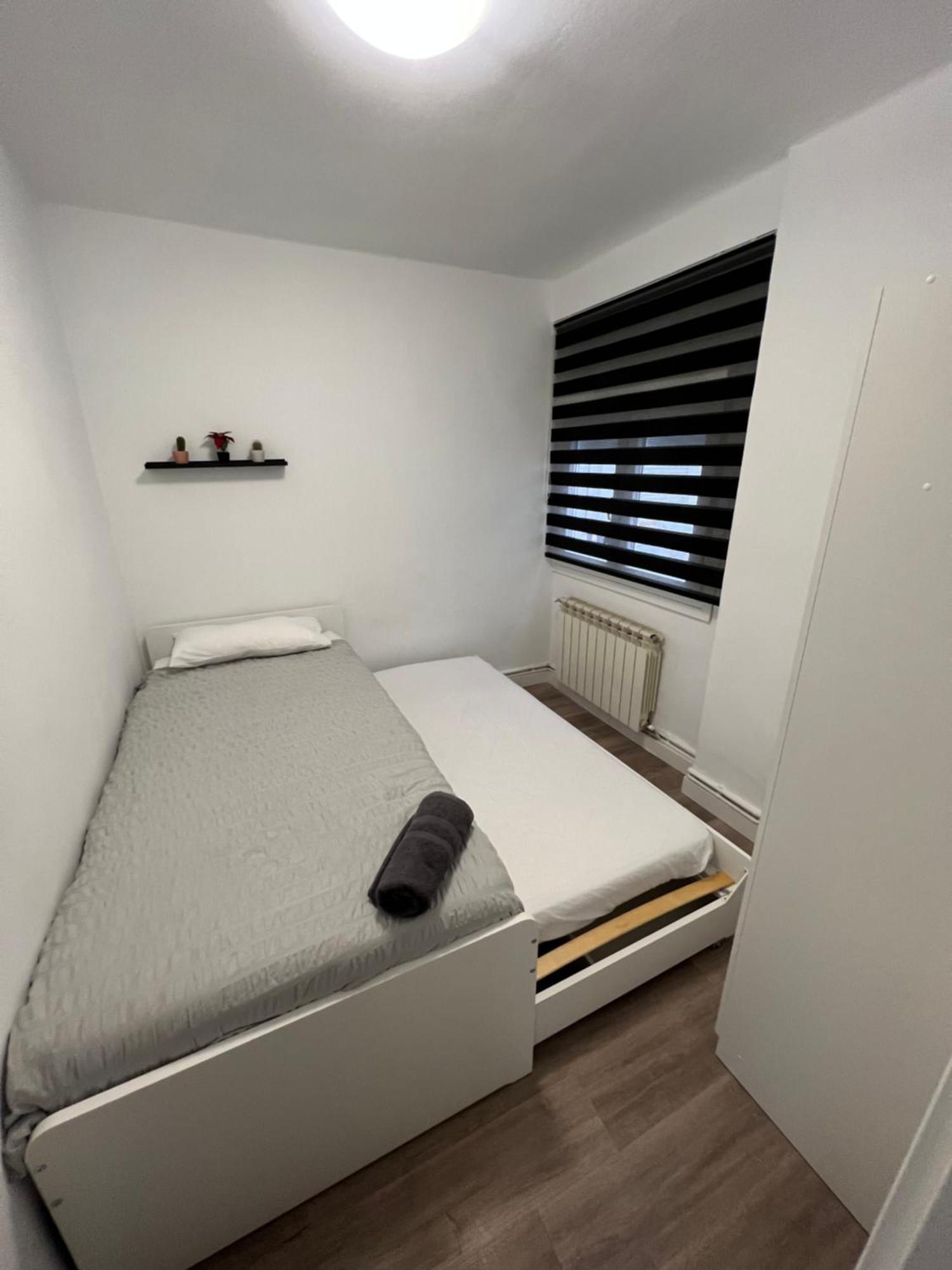 Apartamento En Zaragoza Junto A La Estacion Delicias Apartman Kültér fotó